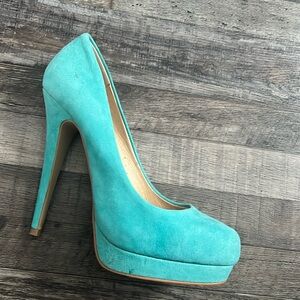 ALDO Aqua blue pumps size 8